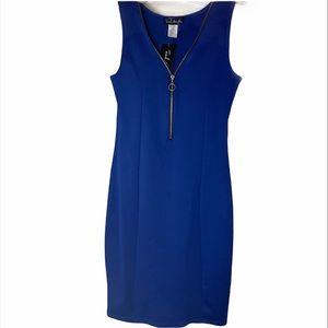 French atmosphere blue dress